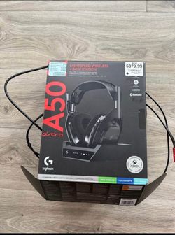 AX50 Wireless Gaming Headset