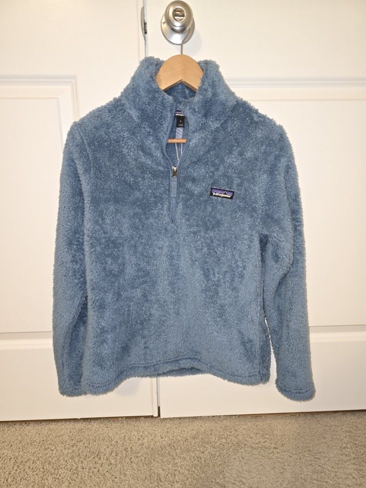 Patagonia Women's Zippered Pullover - Size Small