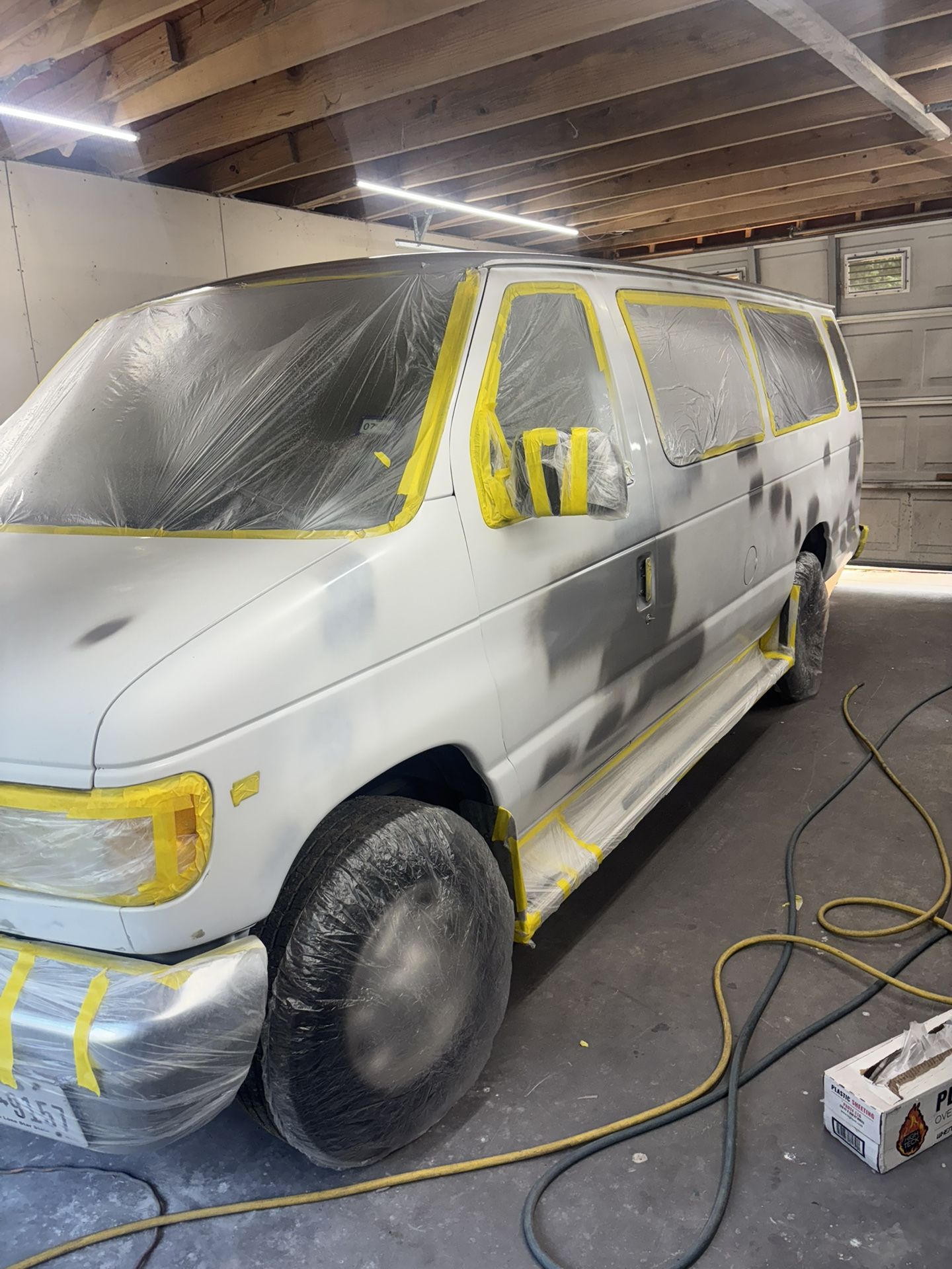 Body Work Repair Paint Shop / Hojalatero Pintura Enderezador