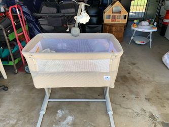 Cloud Baby Bedside Bassinet