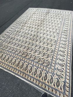 10x13ft handwoven Persian Kashan wool rug
