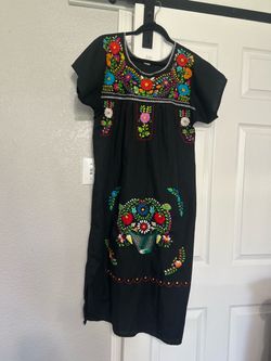 Size L , Mexican embroidered dress