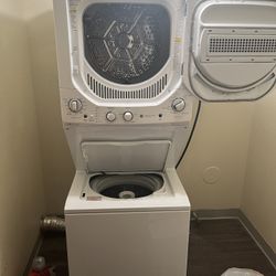 GE Washer & Dryer Set Great Condition 