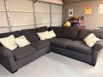 Sectional couch