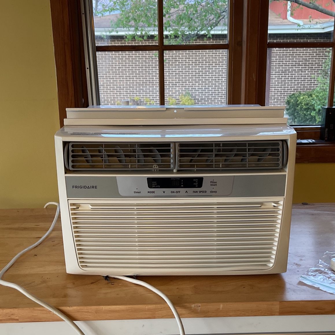 Frigidaire AC Window Unit 