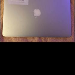 Apple MacBook Air ( 13 inch mid 2013) 1.3 GHz  Intel core i5 4 gb ram & 256 gb ssd