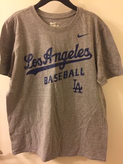 Athletic cut Gray Nike Tee