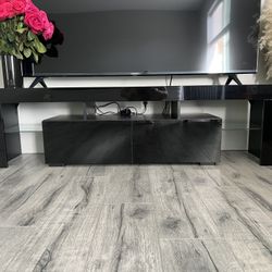  TV Stand with 2 Storage and 3 Open Shelves High Gloss
