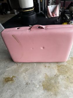 Massage table
