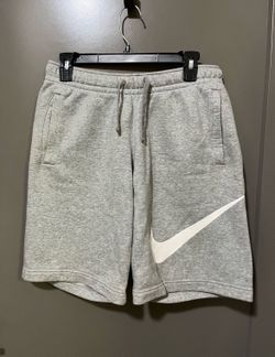 MENS NIKE FLEECE SHORTS Small Size(Fit Like Medium) (Pick up🛒 In Bellevue)*Check out my Other Posts 🎁