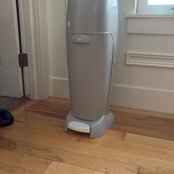 Diaper Genie 