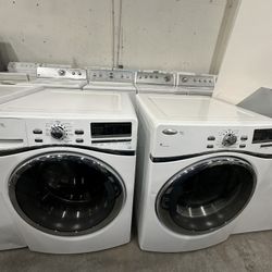 Whirlpool Washer & Dryer Set 