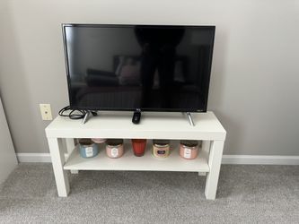 TCL Roku 30in TV w/ Stand