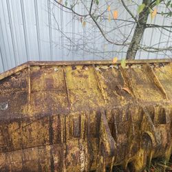 65z 2 Kawasaki Loader Bucket