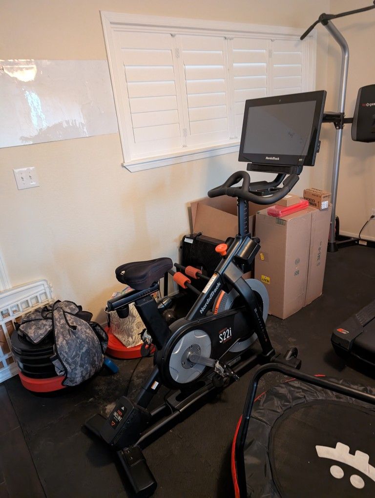 Nordictrack Commercial S22i Studio Cycle