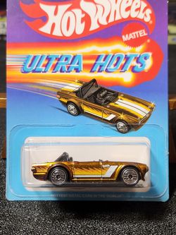 Hot Wheels Ultra Hots Triumph TR6