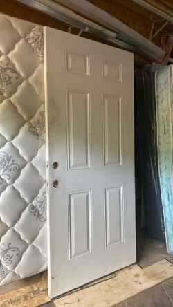 Puerta De Metal 36”