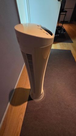 White Tower Fan with Top Controls