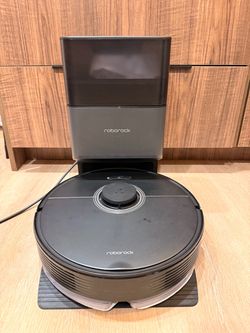 Roborock Q7 Max+ Robot Vacuum and Mop with Auto-Empty Dock