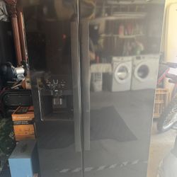 Whirlpool Refrigerator 
