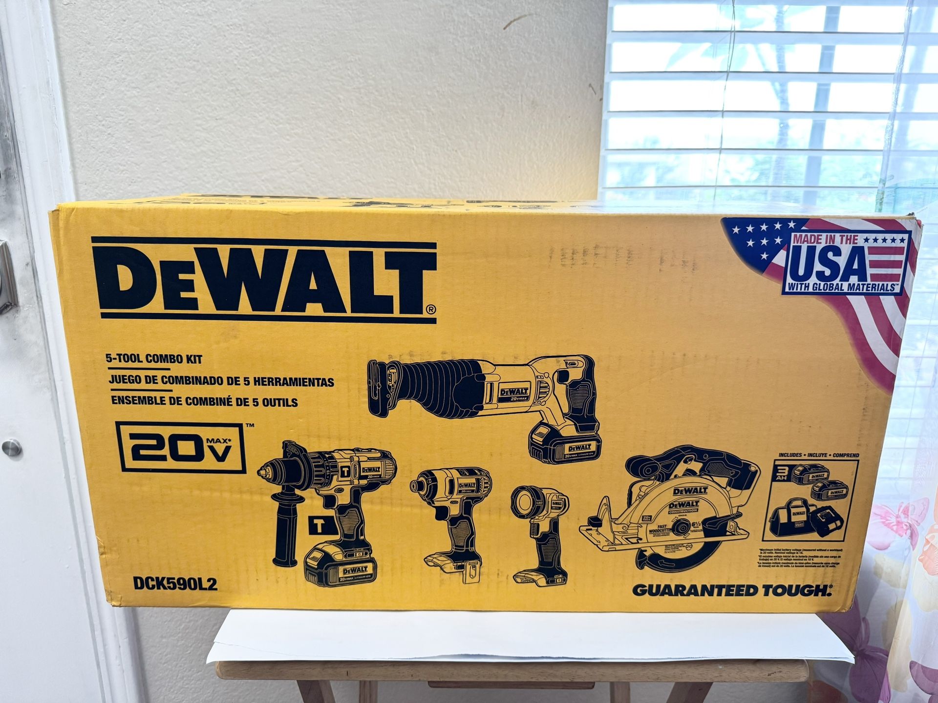 Dewalt 20V MAX Cordless 5 Tool Combo Kit with 2 20V 3.0Ah Batteries and Charger for Sale in The Colony TX OfferUp