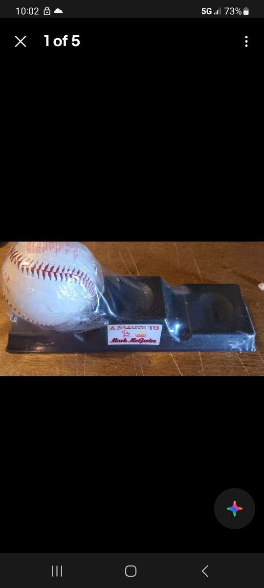 1998 McDonald’sBaseball A Salute To Mark McGuire Baseball On Plastic Display NOS
