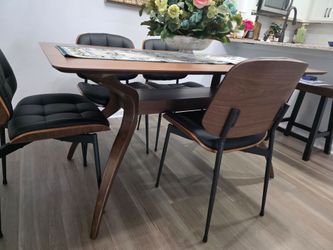 Dining Table w/4 Chairs - Mid Century Modern