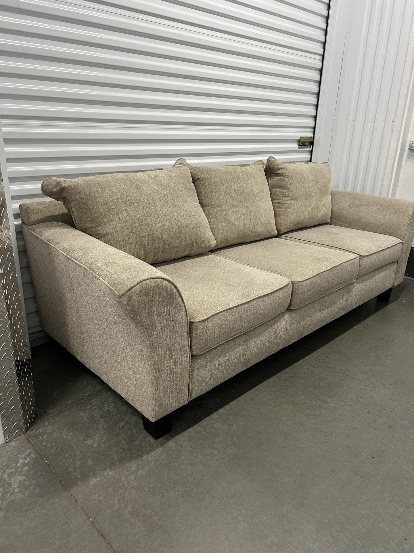 Sofa Couch FREE DELIVER