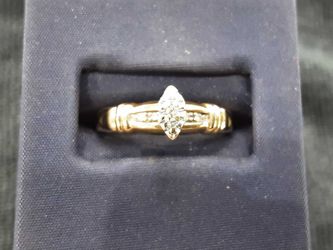 Yellow Gold 10k (.417) 2.9 grams Size 8