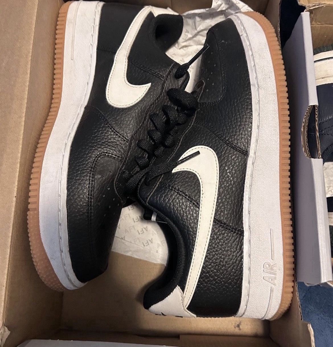 Air Forces Size 7.5 Clean