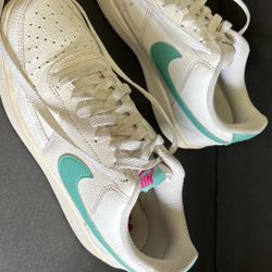 Nike Court Vision Women size 8.5