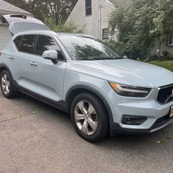 2019 Volvo Xc40