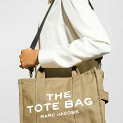 Marc Jacobs The Tote Bag