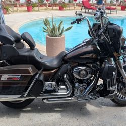 2013 Harley Davidson FLHTKAE
