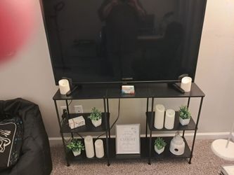 TV Stand + Decor Bundle — All Proceeds Go to School Fundraiser! 🇺🇸💛