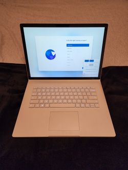 Microsoft Surface Book 2