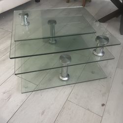 Glass swivel coffee table