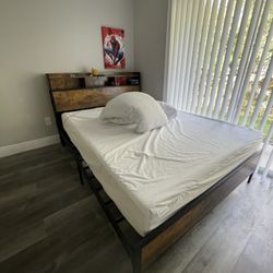 Led Bed With Built-In Chargers And Can Have Mattress For Free