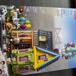 LEGO Disney “Up” House Set (43217) – New in Box 🎈