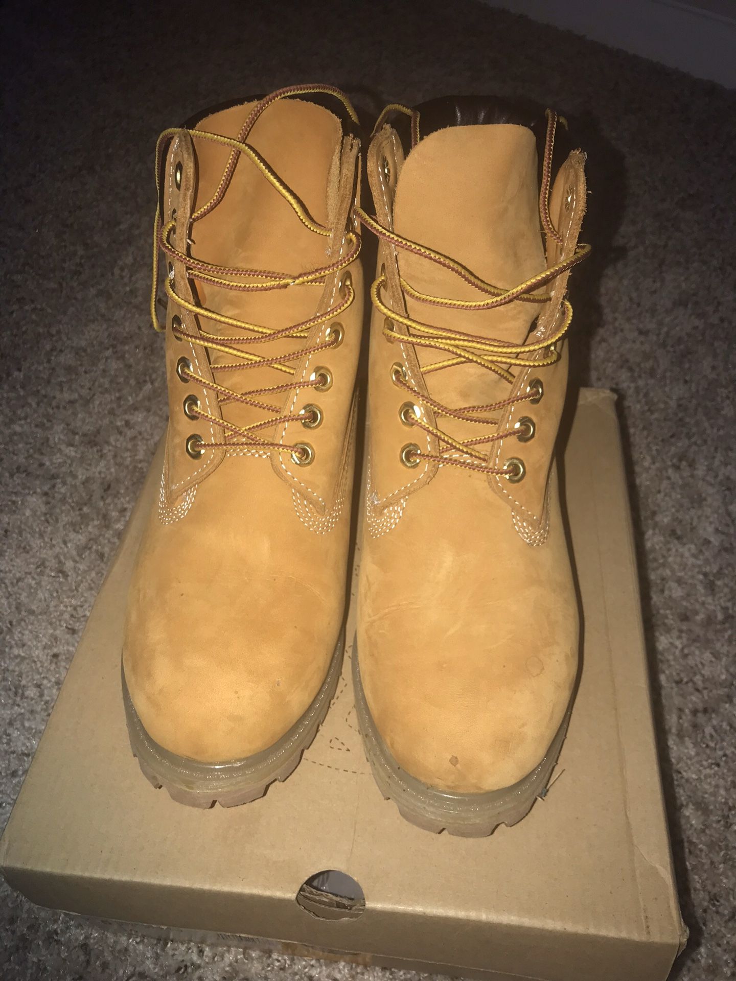 Men Timberland Boots-Wheat 7.5 MEN/9.5 WOMEN