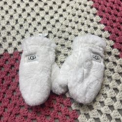 Ugg Kid Gloves 