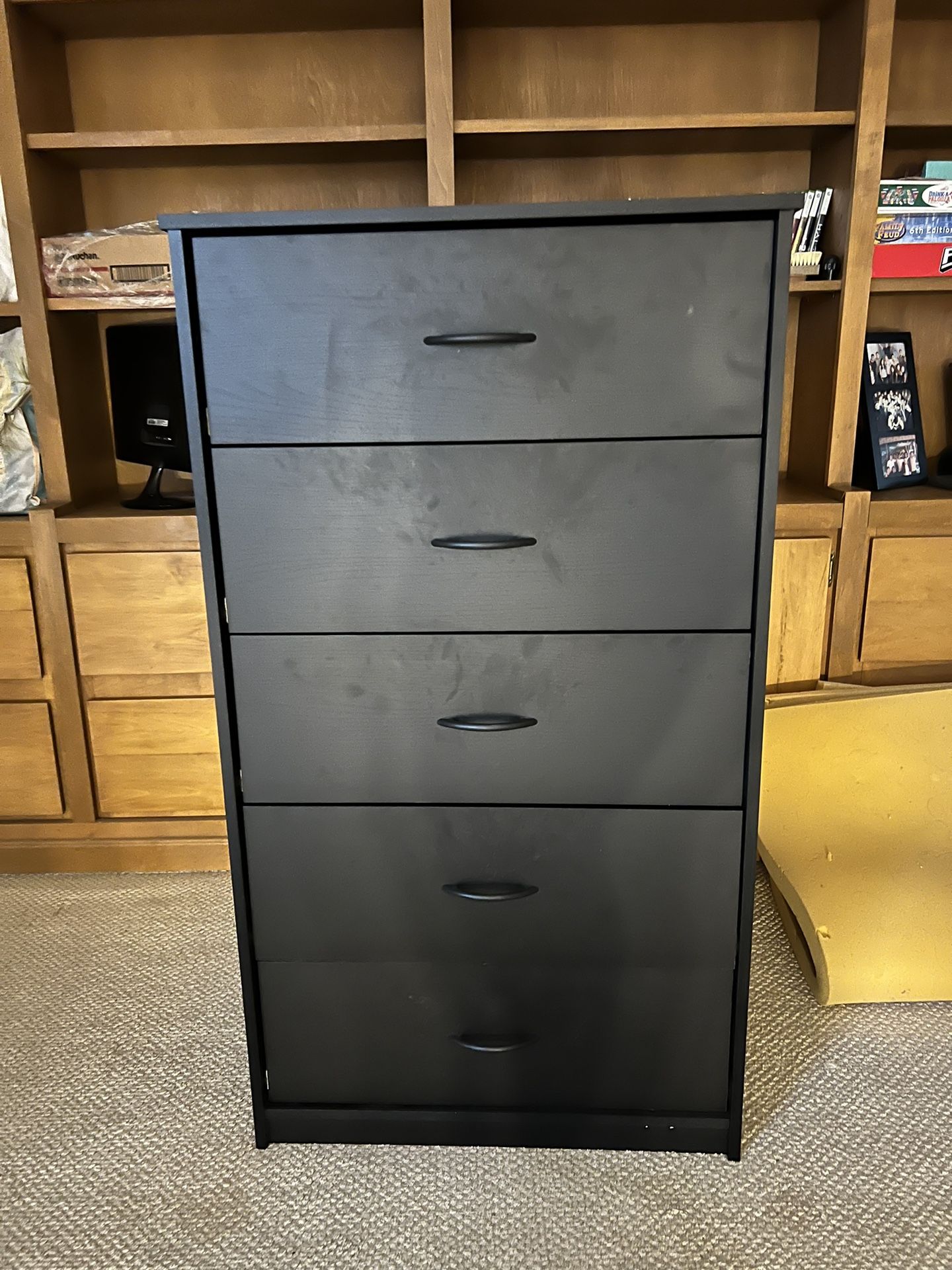 5 Drawer Cabinet/Dresser 4ft Tall 2ft Wide