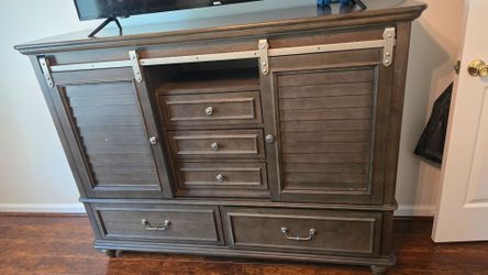 Garage Sale 7/10 - 7/11