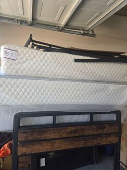 Perfect Posture Mattress with Metal Bed Frame