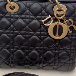 Lady Dior medium