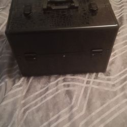 Woman's 4 Tier Makeup Organizer Box 