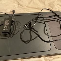 Insignia 65W AC Adapter 