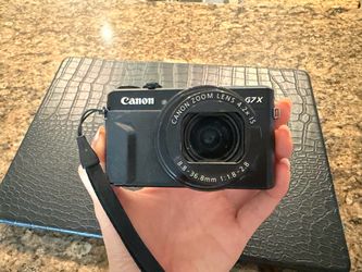 Canon G7X Mark II