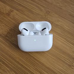 AirPod Pro Generation 1 - ONLY RIGHT BUD WORKS