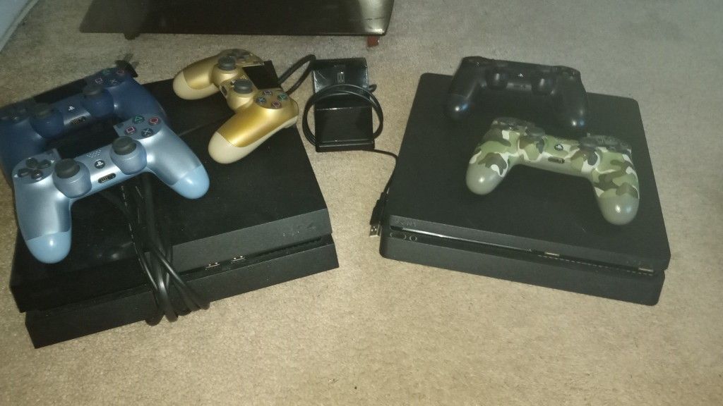 2 PS4 With What You See Included.
